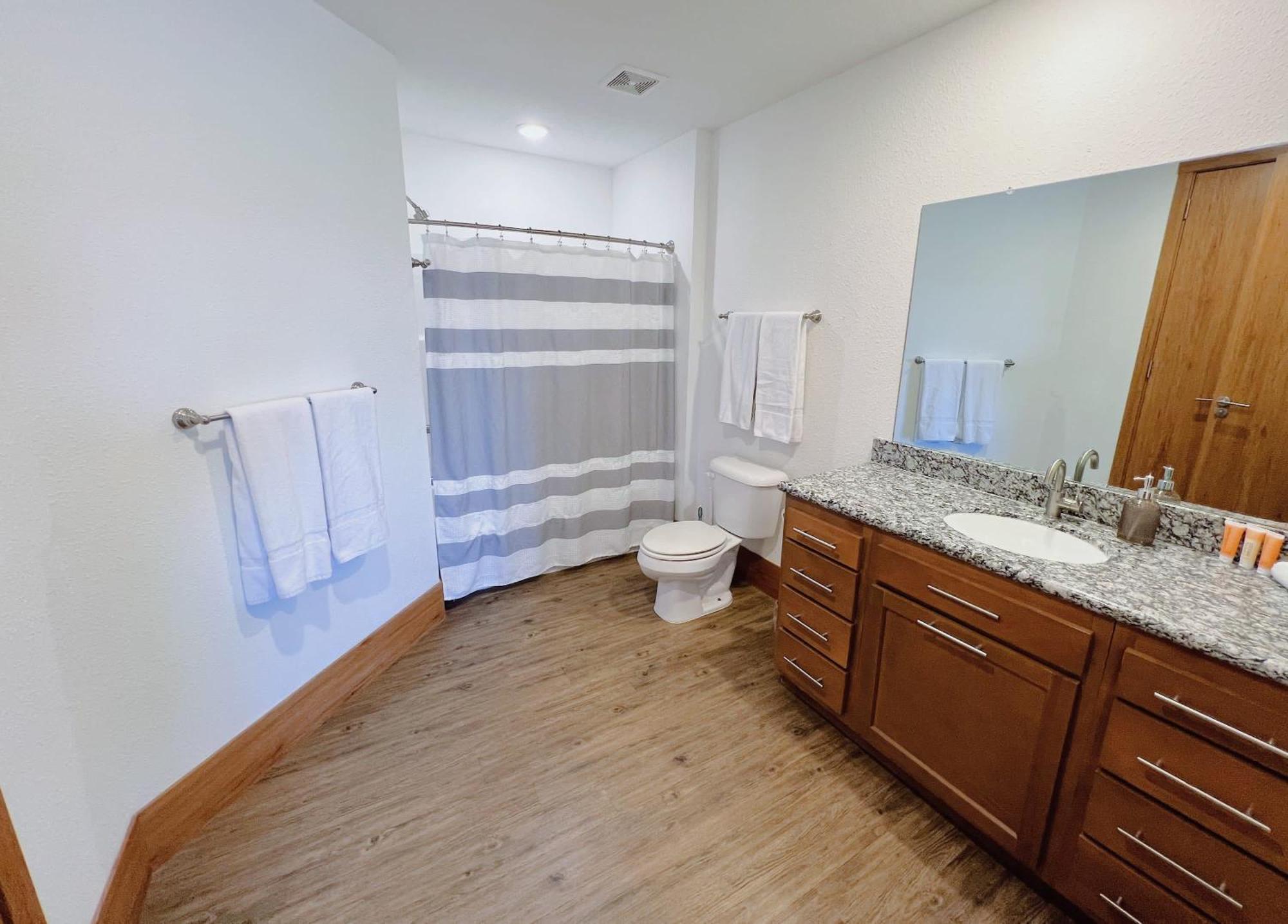 2 Luxury Suites With Parking At The Grand Castle Grandville Extérieur photo