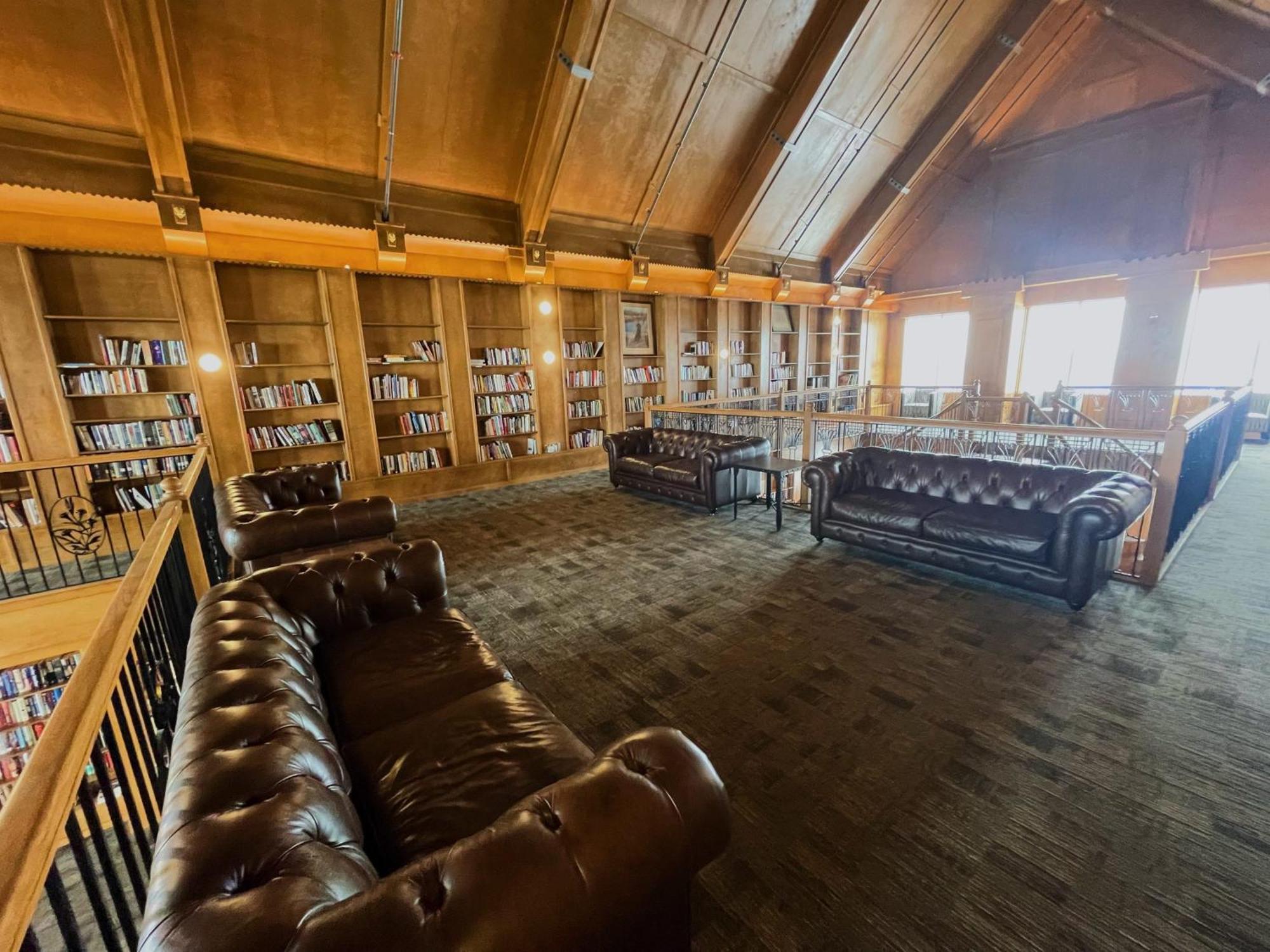 2 Luxury Suites With Parking At The Grand Castle Grandville Extérieur photo