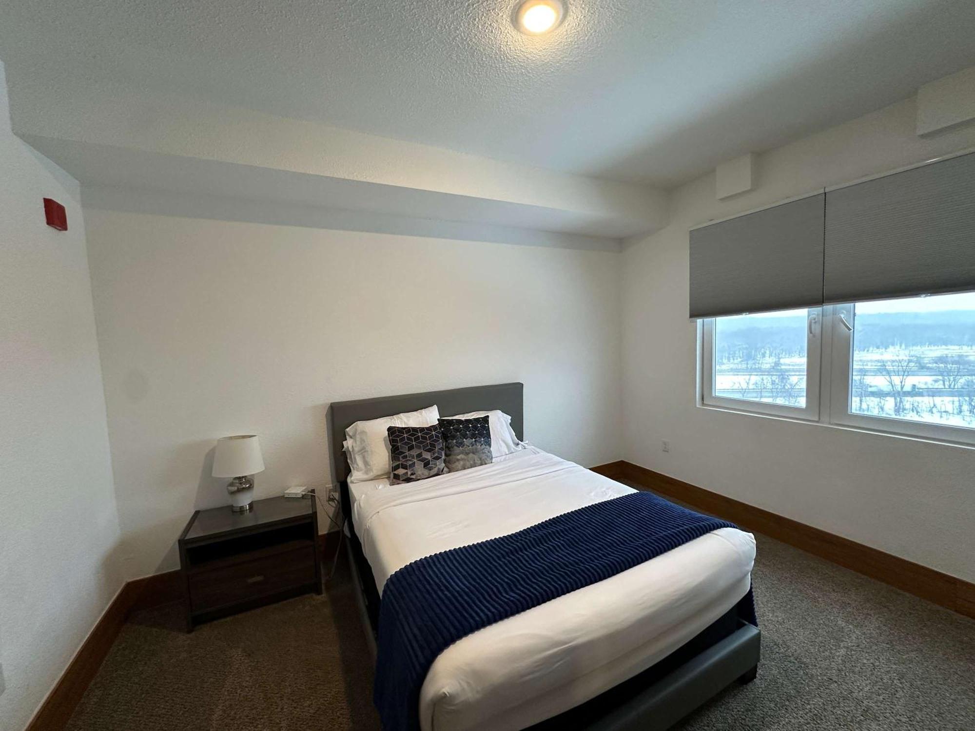 2 Luxury Suites With Parking At The Grand Castle Grandville Extérieur photo